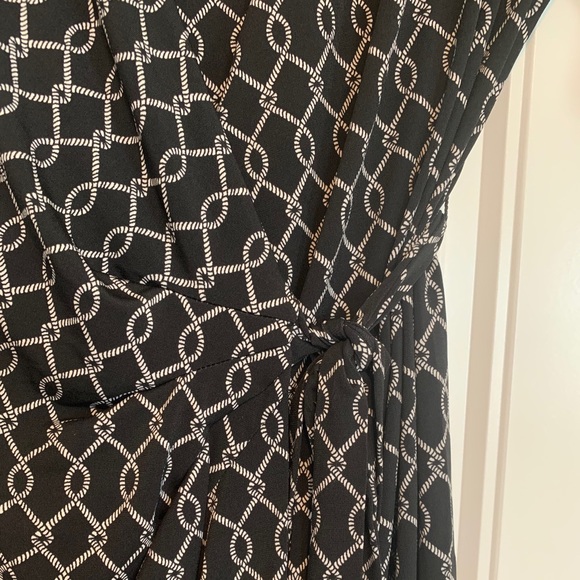Motherhood Maternity Chain Pattern Wrap Dress - Picture 3 of 6